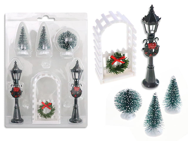 Set/6 Xmas Diorama Street Scene Decoration Kit. Clam Shell.